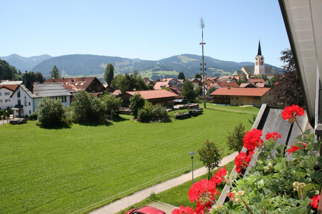 Hotel Allgaeuer Hof Oberstaufen Exterior foto